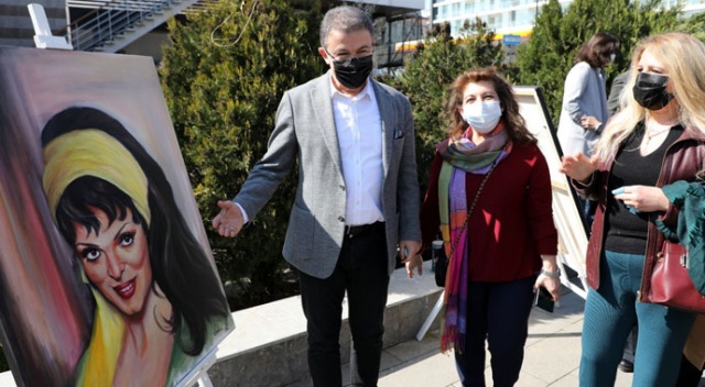 '8 kadın 8 fırça' sergisi Göktürk’te açıldı '8 kadın 8 fırça' sergisi Göktürk’te açıldı
