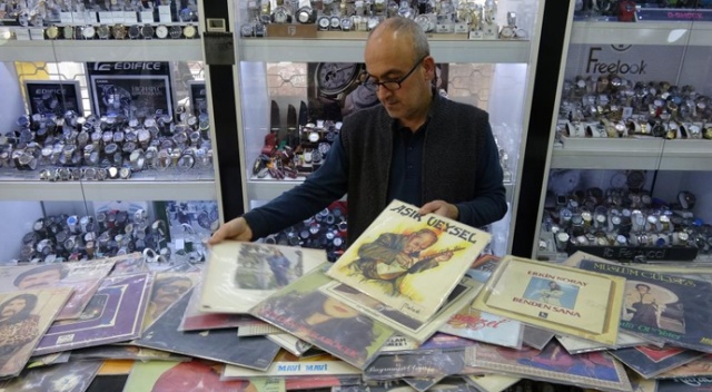25 yılda oluşturdu: Bu koleksiyona paha biçilemiyor 25 yılda oluşturdu: Bu koleksiyona paha biçilemiyor