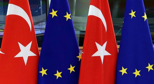 Almanya: Türkiye-AB sığınmacı anlaşması başarılı oldu Almanya: Türkiye-AB sığınmacı anlaşması başarılı oldu