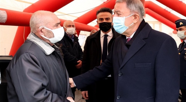 Bakan Akar ve TSK komuta kademesinden şehit ailelerine ziyaret