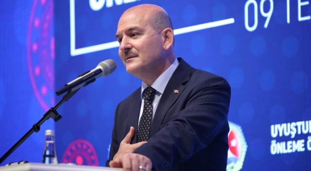 Bakan Soylu: "Kaçak sigaranın tamamına yakını PKK’ya akan paraydı" Bakan Soylu: "Kaçak sigaranın tamamına yakını PKK’ya akan paraydı"