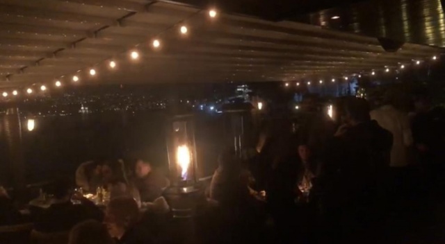 Bebek’te oteldeki partiye yapılan polis baskınının detayları ortaya çıktı Bebek’te oteldeki partiye yapılan polis baskınının detayları ortaya çıktı
