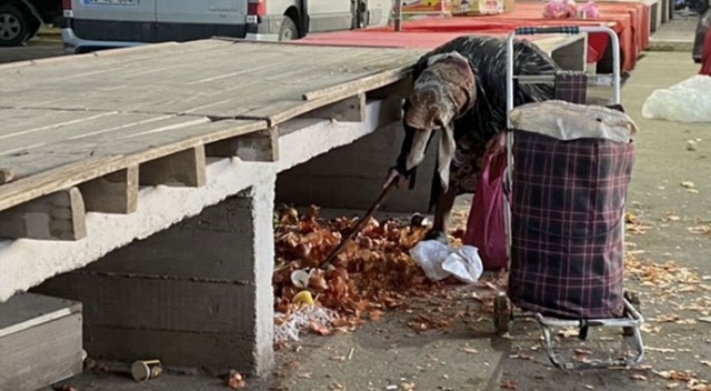Edirne'de "pazarda meyve, sebze artıkları toplayan yaşlı kadın" haberine ilişkin açıklama Edirne'de "pazarda meyve, sebze artıkları toplayan yaşlı kadın" haberine ilişkin açıklama
