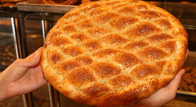 Edirne’de Ramazan pidesinin fiyatı belli oldu Edirne’de Ramazan pidesinin fiyatı belli oldu