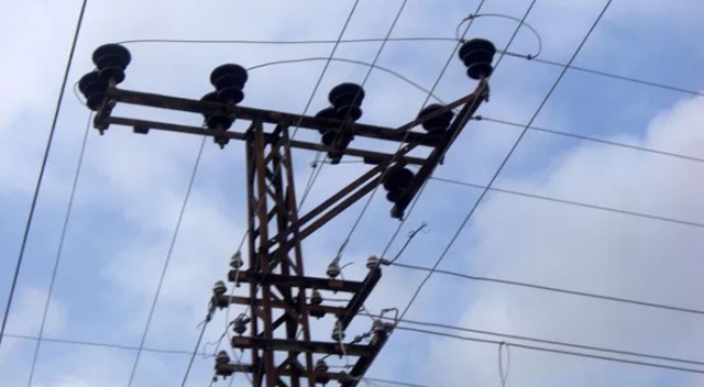 Elektrik akımına kapılan işçi hayatını kaybetti Elektrik akımına kapılan işçi hayatını kaybetti