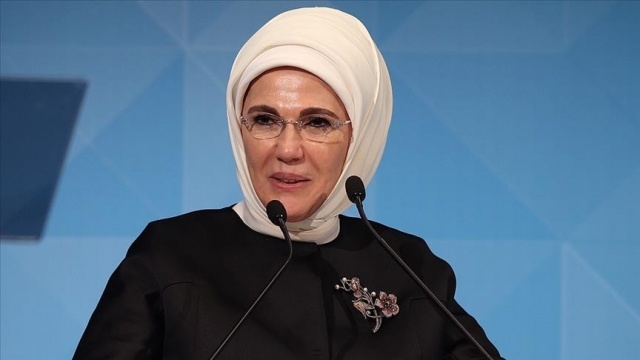 Emine Erdoğan 14 Mart Tıp Bayramı'nı kutladı Emine Erdoğan 14 Mart Tıp Bayramı'nı kutladı
