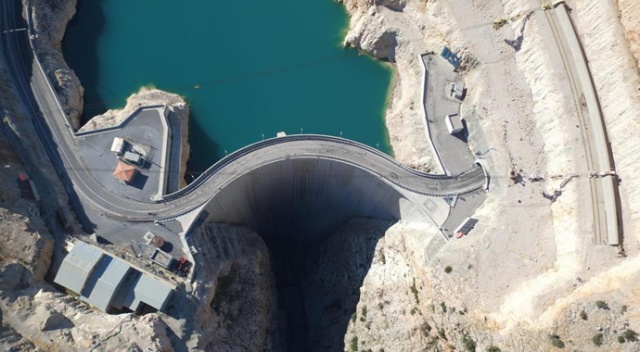 Ermenek Barajı’ndan ekonomiye 3.5 milyar liralık katkı Ermenek Barajı’ndan ekonomiye 3.5 milyar liralık katkı