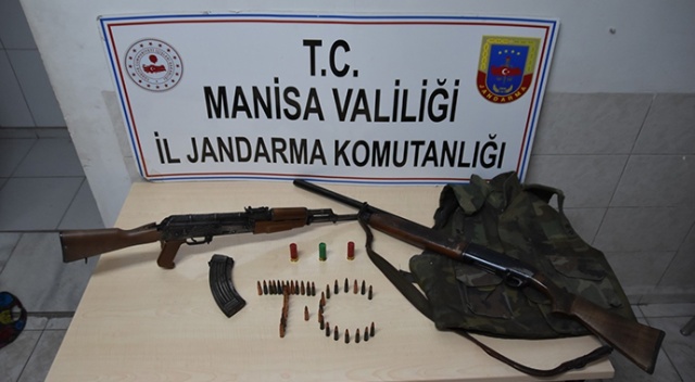 Ev değil adeta cephanelik Ev değil adeta cephanelik