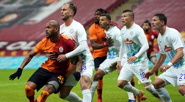 Galatasaray 17 yıl sonra evinde Ç. Rizespor&#039;a mağlup oldu