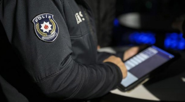 İzmir'de salgın tedbirlerine uymayanlara 1 milyon 531 bin lira ceza kesildi İzmir'de salgın tedbirlerine uymayanlara 1 milyon 531 bin lira ceza kesildi