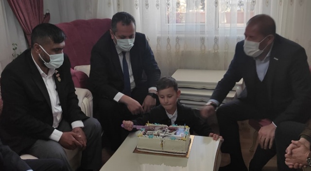 Kahramanmaraş'ta şehit çocuğuna doğum günü sürprizi yapıldı