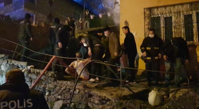 Karabük'te ev yangını: "Yanıyorum" bağırışını duyan kardeş abisini kurtardı Karabük'te ev yangını: "Yanıyorum" bağırışını duyan kardeş abisini kurtardı