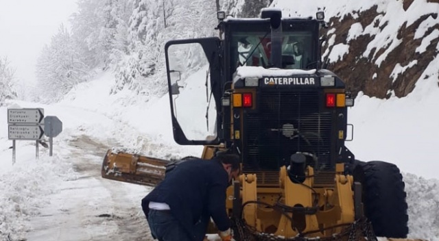 Kastamonu'da 154 köy yolunda ulaşım sağlanamıyor Kastamonu'da 154 köy yolunda ulaşım sağlanamıyor