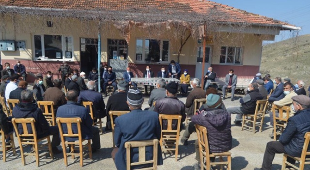 Kaymakamdan vatandaşlara &#039;Ev ziyaretlerini erteleyin&#039; uyarısı