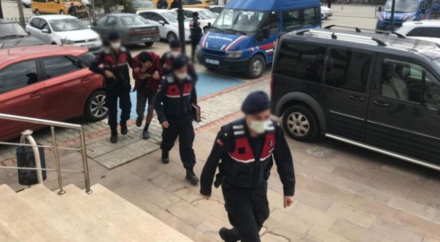 Kendisini yakalayan ev sahibini yüzünden vuran hırsız yakalandı