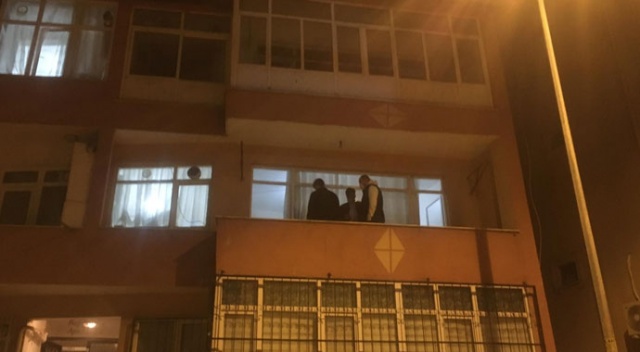 Kötü kokular gelen evden yaşlı adamın cesedi çıktı Kötü kokular gelen evden yaşlı adamın cesedi çıktı