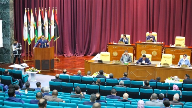Libya'da yemin eden yeni kabine 35 isimden oluşuyor Libya'da yemin eden yeni kabine 35 isimden oluşuyor