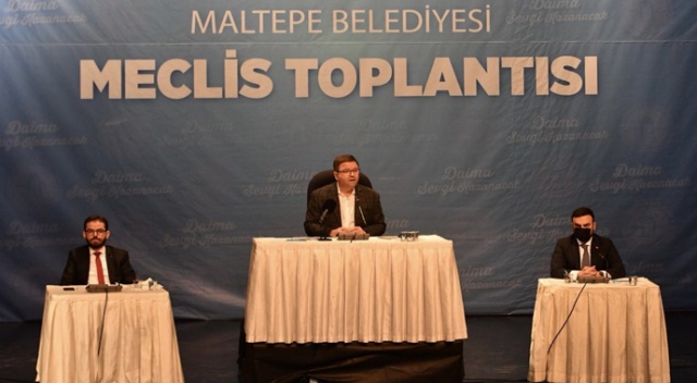 Maltepe Belediye meclisinde gündem çöp: Sendika bütçenin yarısı kadar zam talep etmiş Maltepe Belediye meclisinde gündem çöp: Sendika bütçenin yarısı kadar zam talep etmiş