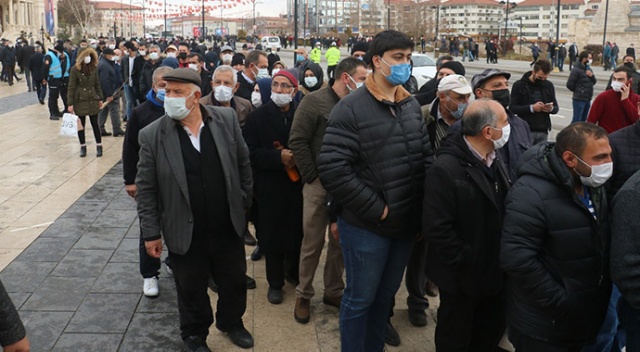 Nevruz kutlamasında dikkat çeken görüntü Nevruz kutlamasında dikkat çeken görüntü