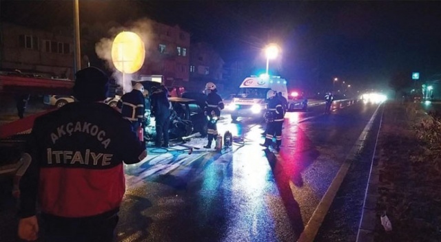 Otomobil tıra arkadan çarptı: 1 ağır yaralı Otomobil tıra arkadan çarptı: 1 ağır yaralı