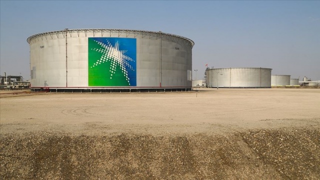 Saudi Aramco'nun net karı Kovid-19 ve petrol fiyatlarındaki düşüş nedeniyle yüzde 44 azaldı Saudi Aramco'nun net karı Kovid-19 ve petrol fiyatlarındaki düşüş nedeniyle yüzde 44 azaldı