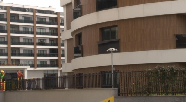 Site içinde devlet kurmuşlar! Maske takmayana yönetimden 2 bin lira ceza Site içinde devlet kurmuşlar! Maske takmayana yönetimden 2 bin lira ceza