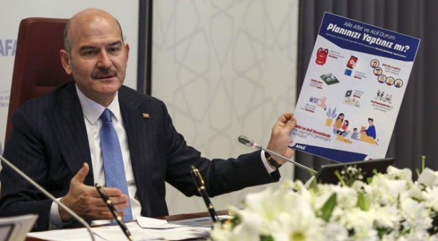 Soylu: Bu sene 51 milyon vatandaşımıza, 2021 yılının afet eğitim yılı olması sebebiyle ulaşacağız Soylu: Bu sene 51 milyon vatandaşımıza, 2021 yılının afet eğitim yılı olması sebebiyle ulaşacağız