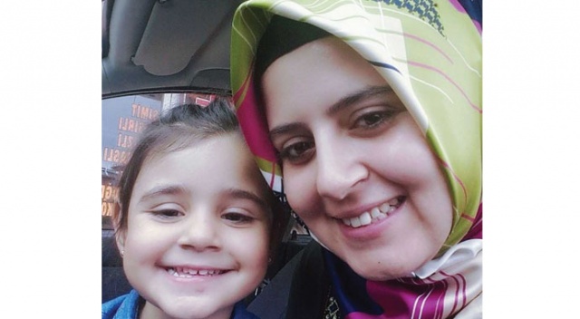 Tedavi için bebeği sezaryenle alınan korona hastası anne kurtarılamadı
