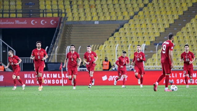 Türkiye Dünya Kupası elemeleri ilk maçında Hollanda'yı konuk ediyor Türkiye Dünya Kupası elemeleri ilk maçında Hollanda'yı konuk ediyor