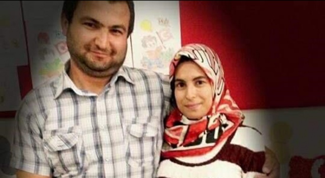 Uzaklaştırma kararı bulunan koca, karısını bıçakla öldürdü Uzaklaştırma kararı bulunan koca, karısını bıçakla öldürdü