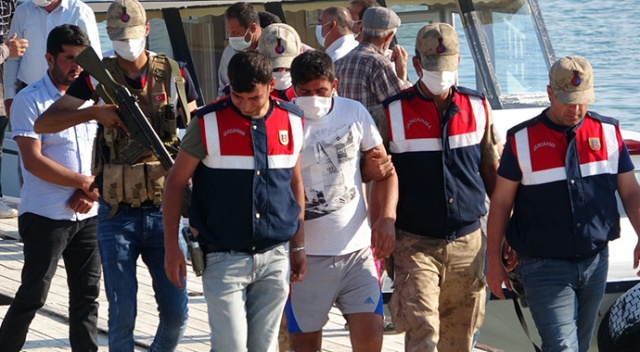 Van’daki tekne faciasında 12 kişinin yargılanmasına başlandı Van’daki tekne faciasında 12 kişinin yargılanmasına başlandı