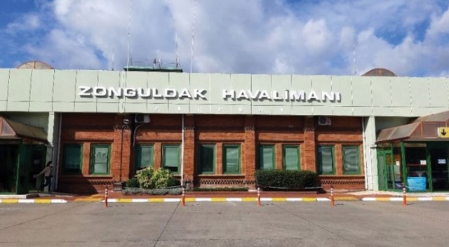 Zonguldak uçuşları ertelendi