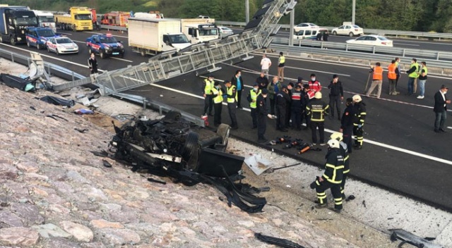 4 kişinin öldüğü kazada hurdaya dönen otomobilin şoförü izinliymiş