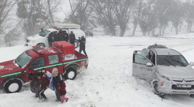 Aksaray’da olumsuz hava koşulları nedeniyle mahsur kalan 117 vatandaş kurtarıldı