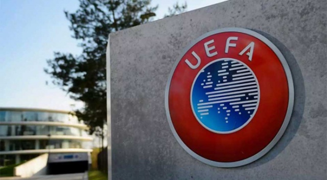 Avrupa'nın önemli kulüplerinden UEFA'ya "Süper Lig" resti Avrupa'nın önemli kulüplerinden UEFA'ya "Süper Lig" resti