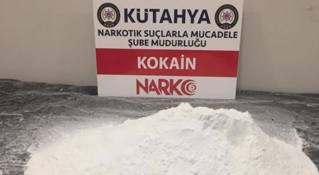 Çantasında 2,5 kilogram kokain ile yakalandı Çantasında 2,5 kilogram kokain ile yakalandı