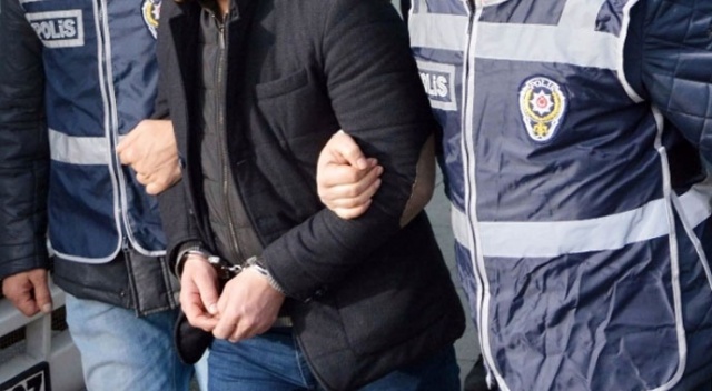 FETÖ’nün Orta Asya üst düzey sorumluları Türkiye'ye giriş yaparken yakalandı FETÖ’nün Orta Asya üst düzey sorumluları Türkiye'ye giriş yaparken yakalandı