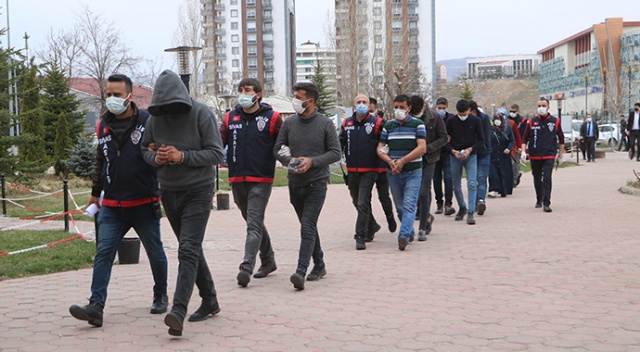 Hastanede terör estirdiler, savunmaları şoke etti