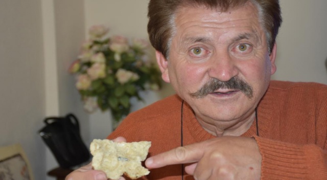 İftarlık pidenin içinden 3 santimlik vida çıktı