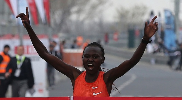 İstanbul Yarı Maratonu&#039;nda dünya rekoru