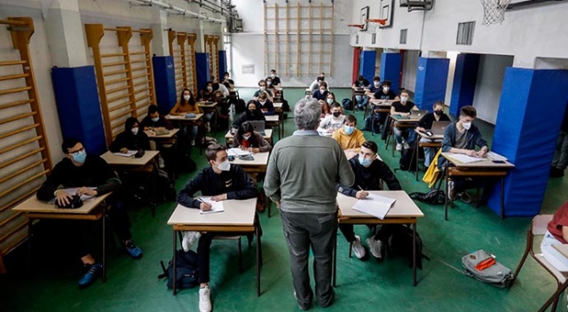 İtalya’da 50 milyon kişi için normalleşme başladı İtalya’da 50 milyon kişi için normalleşme başladı
