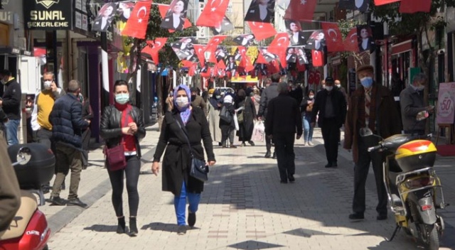 Kırklareli'nde vaka yayılım hızı düşmesine rağmen yoğun bakım oranları korkutuyor Kırklareli'nde vaka yayılım hızı düşmesine rağmen yoğun bakım oranları korkutuyor