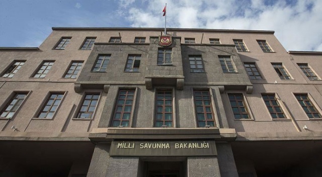 MSB: TSK hiçbir görev ve sorumluluğu olmayanların şahsi emellerine araç yapılamaz MSB: TSK hiçbir görev ve sorumluluğu olmayanların şahsi emellerine araç yapılamaz