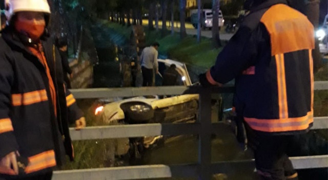 Sulama kanalına düşen otomobil sürücüsü yaralandı Sulama kanalına düşen otomobil sürücüsü yaralandı