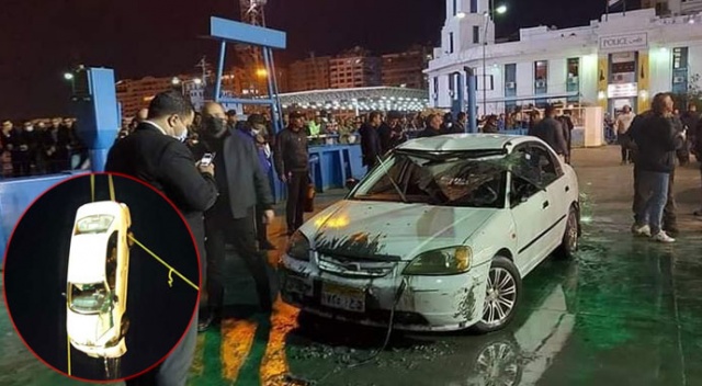 Süveyş Kanalı’nda araç feribottan denize düştü Süveyş Kanalı’nda araç feribottan denize düştü