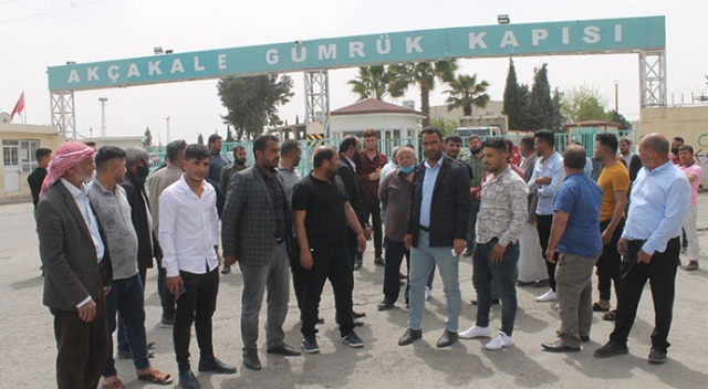 Türk kamyonculara haraç kesiyorlarmış! Suriye'ye ayakbastı parası Türk kamyonculara haraç kesiyorlarmış! Suriye'ye ayakbastı parası