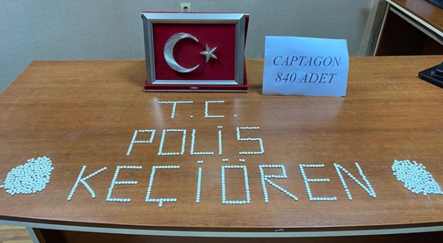 Uyuşturucu satıcısının üzerinden 840 adet hap çıktı