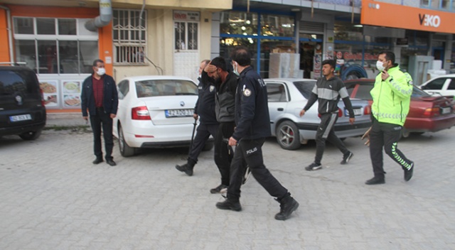 Yol vermeme kavgasında kan aktı: 5 yaralı Yol vermeme kavgasında kan aktı: 5 yaralı