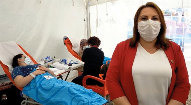 “Kan stokları kritik seviyede” denildi, kadınlar bu kez kan bağışı günü düzenledi