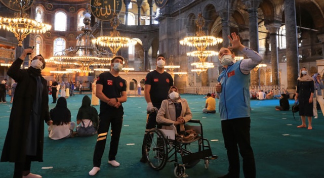 Doğuştan engelli kadının Ayasofya hayali gerçek oldu